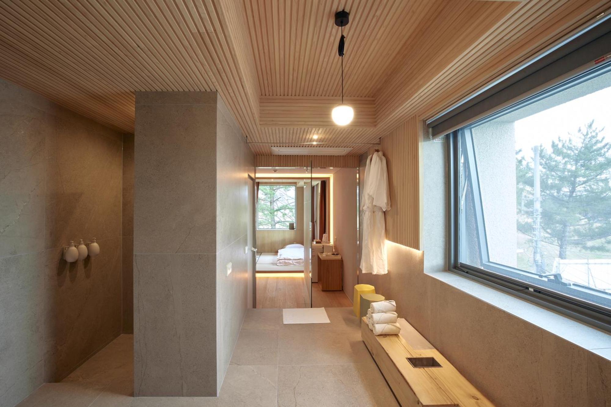 גייאונגג'ו Pbr7 Hotel Unusual Stay מראה חיצוני תמונה